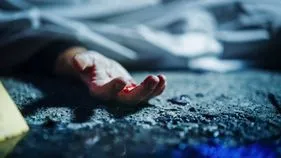 భవనంపై నుంచి దూకి ఫార్మసీ విద్యార్థిని ఆత్మహత్యాయత్నం.. చికిత్స పొందుతూ మృతి