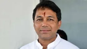 మాజీ ఎమ్మెల్యే మేకపాటి విక్రమ్‌రెడ్డిపై కేసు నమోదు