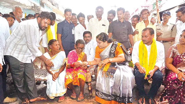   Pensions  పింఛన్లతో ఆర్థిక భరోసా
