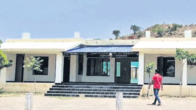 మేమింతే..!