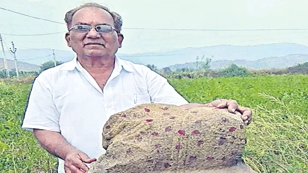 వెలుగులోకి నంది శాసనం