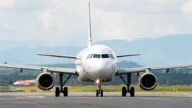 విమాన ఛార్జీలకు రెక్కలు