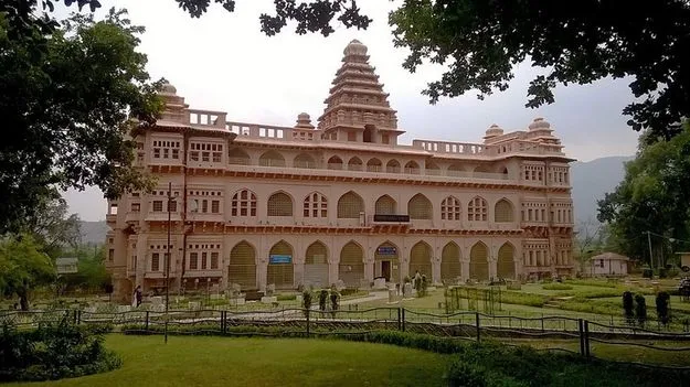 చంద్రగిరి కోట వద్ద క్షుద్రపూజల కలకలం