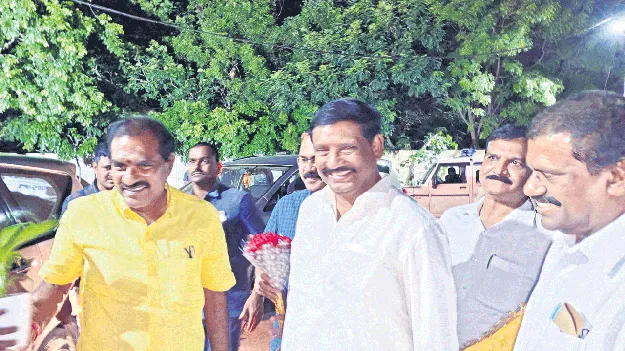 దోర్నాలకు చేరిన మంత్రి నిమ్మల
