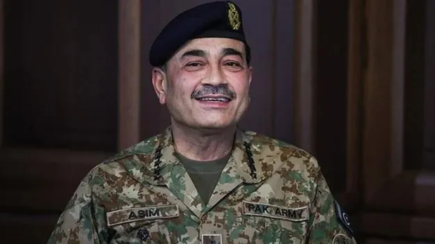 ఆసిమ్ మునీర్‌ను అమెరికన్లు నమ్మడం లేదా.. పాక్ పాత్రపై అగ్రరాజ్య మీడియాలో సందేహాలు..