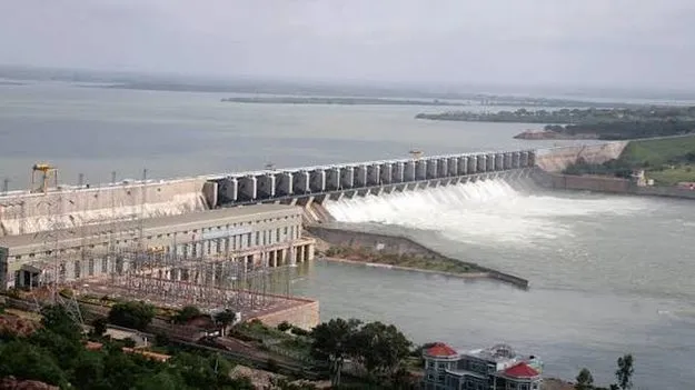 ఆల్మట్టికి పోటెత్తుతున్న వరద