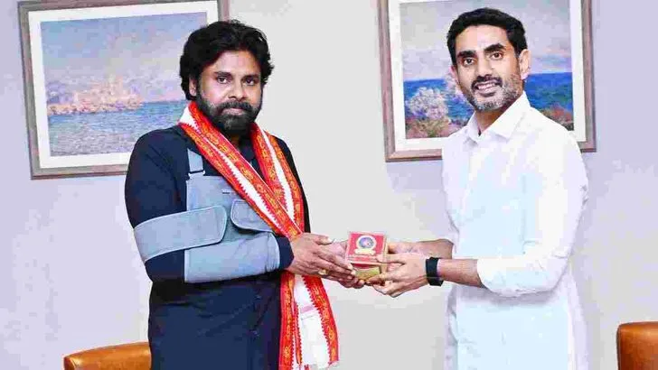 డిప్యూటీ సీఎం పవన్ కల్యాణ్‌ను పరామర్శించిన మంత్రి నారా లోకేశ్