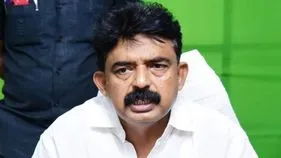 పోలీసులపై అనుచిత వ్యాఖ్యలు.. పేర్ని నానిపై కేసు