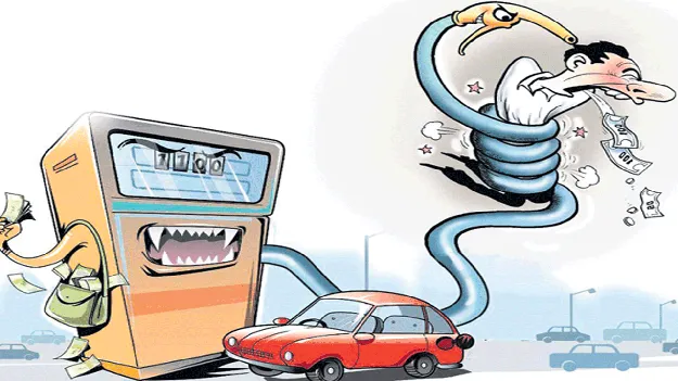 మళ్లీ ‘పెట్రో’ బాంబు