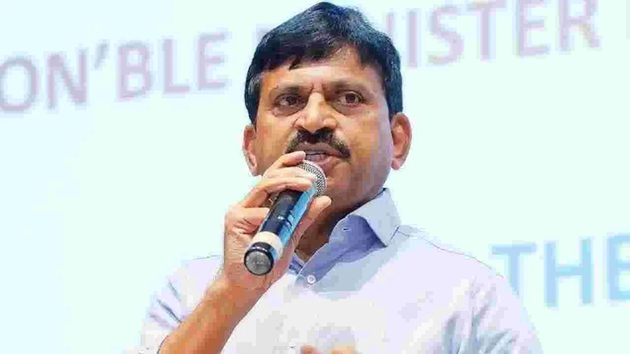 ఇందిరమ్మ ఇళ్లు రెండో విడతలో వారికే తొలి ప్రాధాన్యం: మంత్రి పొంగులేటి