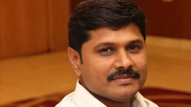 జగన్‌ మాజీ సీపీఆర్‌ఓ శ్రీహరి అభ్యర్థనను తోసిపుచ్చిన ఏపీ హైకోర్టు