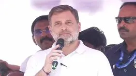 శబరిమలపై మోదీ మౌనం వెనుక కారణమదే.. రాహుల్ ఆరోపణ