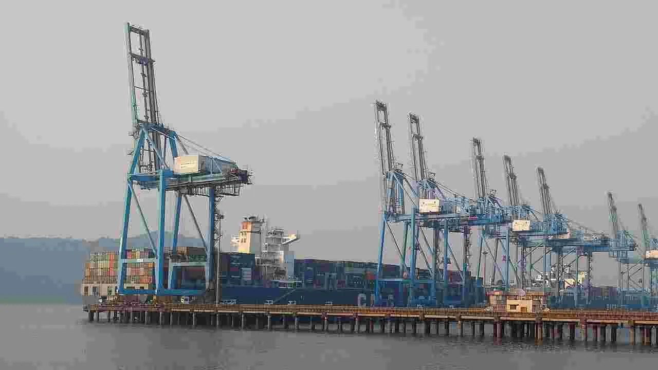 రామాయపట్నం పోర్టు పనులు వేగవంతం.. డ్రెడ్జింగ్, రోడ్డు-రైలు కనెక్టివిటీపై ఫోకస్