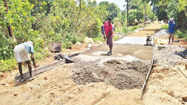  Road Works in Hilltop Villages  గిరిశిఖర గ్రామాల్లో రోడ్డు పనులు ఇంతేనా?