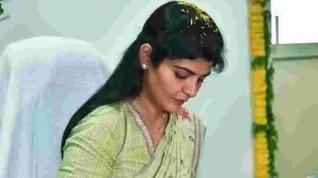 కలిసి పని చేస్తే బాధితులకు త్వరగా న్యాయం జరుగుతుంది: రాయపాటి శైలజ