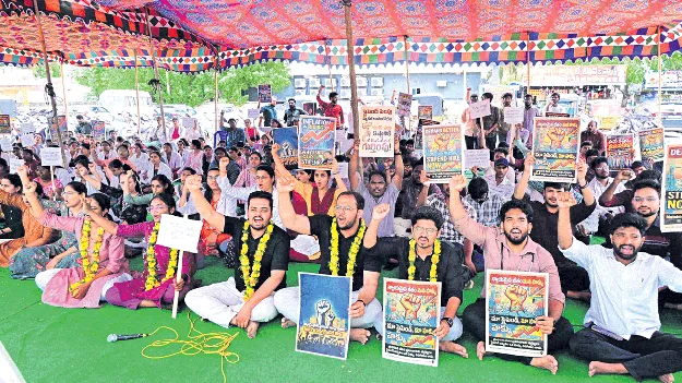 జూనియర్‌ డాక్టర్‌ల ఆందోళన ఉధృతం