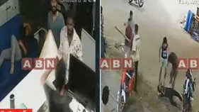 ఐడీ ఫ్రూఫ్ అడిగినందుకు హోటల్ సిబ్బందిపై కర్రలతో దాడి..