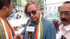 బీజేపీ జీరో సీట్ పార్టీ.. యూడీఎఫ్‌దే గెలుపు: శశిథరూర్