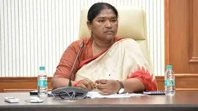అభివృద్ధి పనులు, సంక్షేమ పథకాల పురోగతిపై మంత్రి సీతక్క సమీక్ష