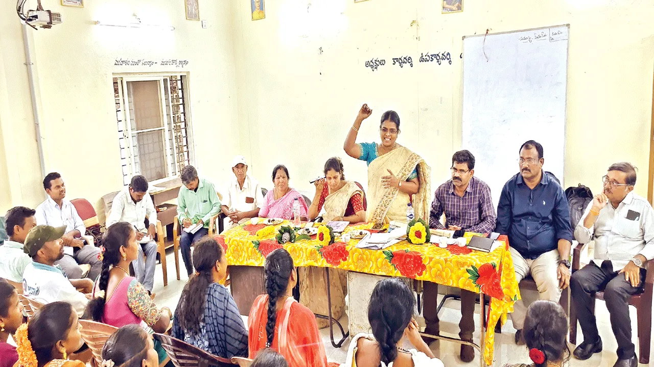 Livelihood Opportunities జీవనోపాధి మెరుగుపరుచుకోవాలి