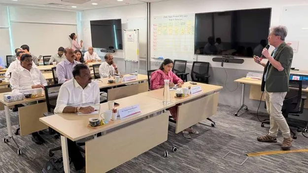 సింగపూర్‌లో శిక్షణ.. ‘వీ ఫస్ట్’ మోడల్‌పై ఏపీ మంత్రుల ఫోకస్