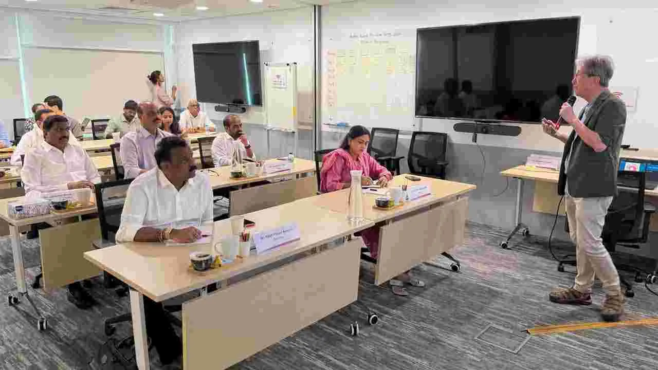 సింగపూర్‌లో శిక్షణ.. ‘వీ ఫస్ట్’ మోడల్‌పై ఏపీ మంత్రుల ఫోకస్