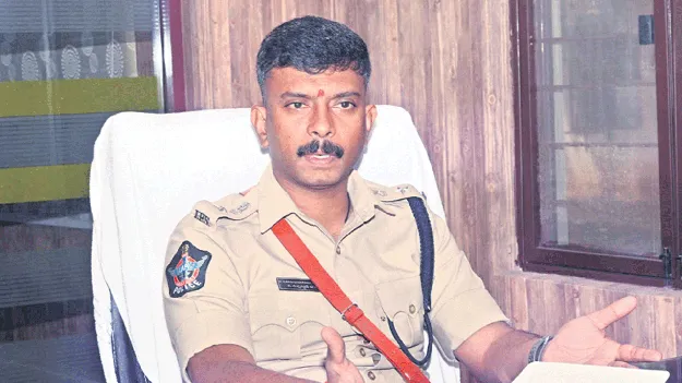 బెట్టింగ్‌కు పాల్పడితే కఠిన చర్యలు