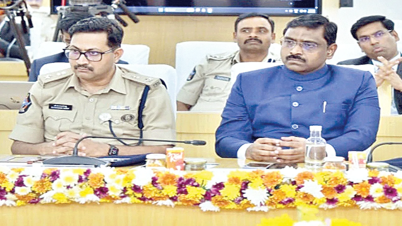 90% Satisfaction Level   అర్జీల పరిష్కారంలో సంతృప్తి స్థాయి 90 శాతం