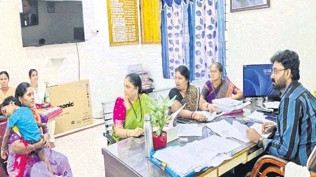 కేజీబీవీల్లో 255 మందికి స్థానచలనం 