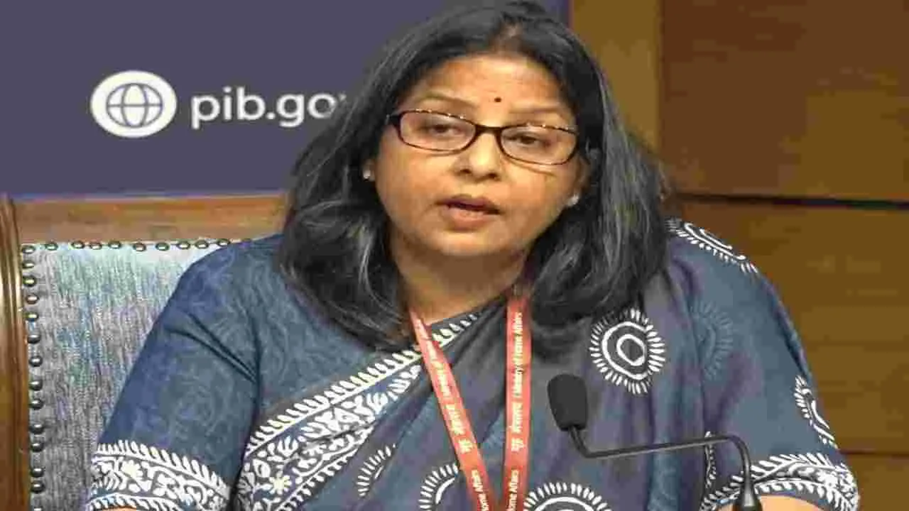 రెండు నెలలకు సరిపడా ముడి చమురు నిల్వలు... కేంద్రం