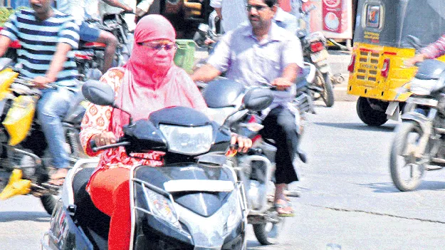 మార్చిలోనే మండిపోతోంది!