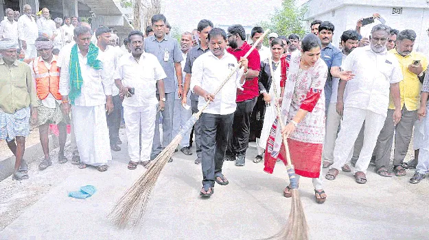 ప్రజా చైనత్యంతోనే పరిశుభ్రత