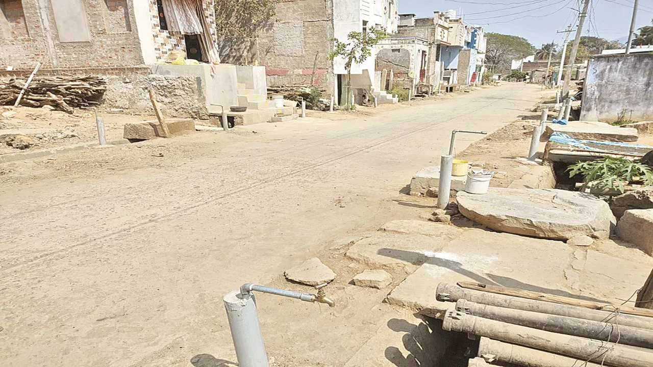 Will Thirst Be Quenched? పనులు పూర్తయ్యేనా..  గొంతు తడిపేనా?