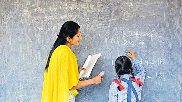 ఎట్టకేలకు టీచర్ల సర్దుబాటు పూర్తి