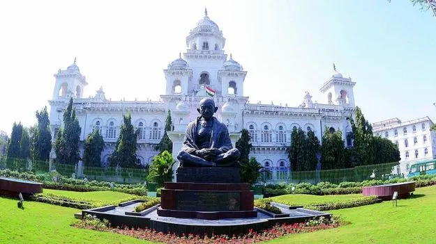 తెలంగాణ శాసనసభ సోమవారానికి వాయిదా