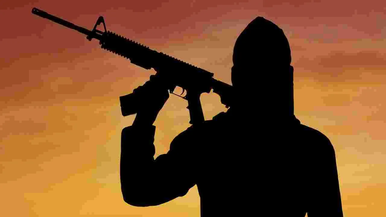 టెర్రర్ లింక్స్ కేసు.. కేసులో బలం లేదన్న నిందితుల తరఫు న్యాయవాది..