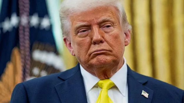 సుప్రీంకోర్టులో డొనాల్డ్ ట్రంప్.. జన్మ ఆధారిత పౌరసత్వం రద్దు కేసు విచారణకు హాజరు..