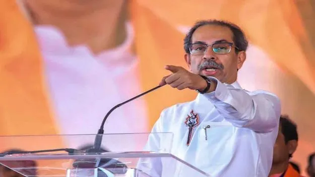 ఫిరాయింపు గ్రూపులను గుర్తించొద్దు.. ఓం బిర్లాకు ఉద్ధవ్ శివసేన లేఖ