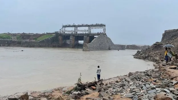 పెదవాగు ప్రాజెక్టు దశ తిరిగేనా..!