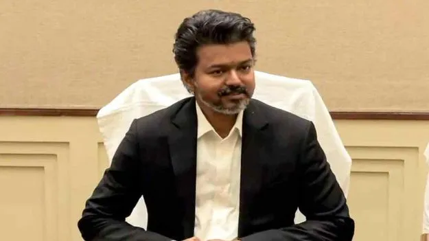 తిరుచురాపల్లి ఈస్ట్ సీటుకు విజయ్ రాజీనామా
