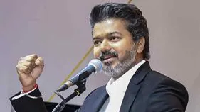 తమిళనాడు ఉప ఎన్నికల్లో సీఎం విజయ్ పార్టీ దూకుడు.. రెండు స్థానాల్లోనూ భారీ ఆధిక్యం