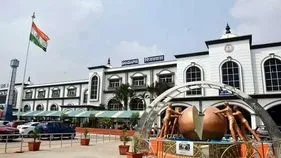 విజయవాడ రైల్వేస్టేషన్ రీడెవలప్‌మెంట్‌కు ఆటంకాలు