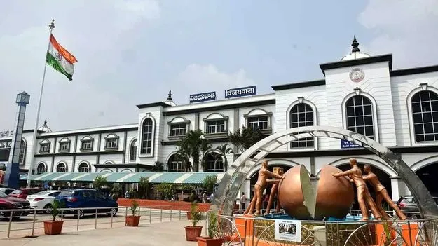 విజయవాడ రైల్వేస్టేషన్ రీడెవలప్‌మెంట్‌కు ఆటంకాలు