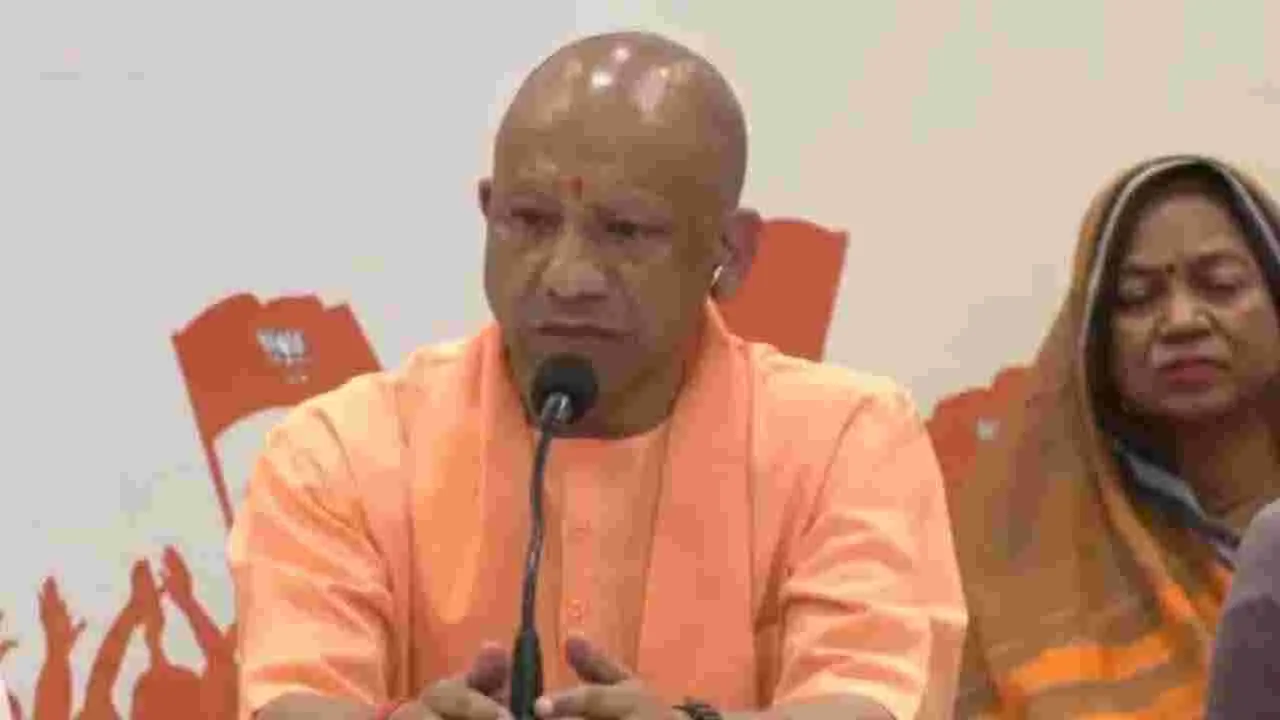 ద్రౌపది వస్త్రాపహరణాన్ని తలపించిన విపక్షాల చర్య: యోగి ఆదిత్యనాథ్