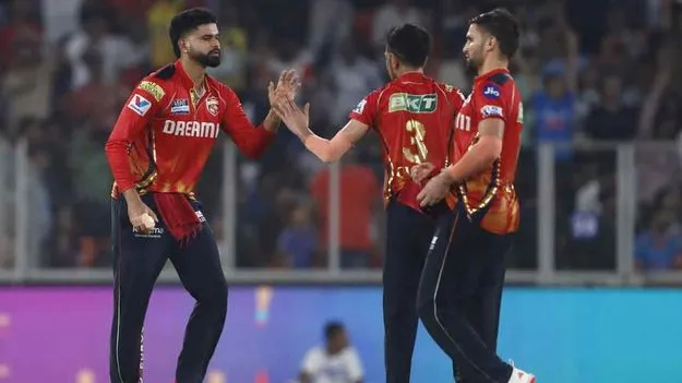 ట్రావిస్, అభిషేక్‌లకు బౌలింగ్ చేయాలంటే ఆ స్టార్ బౌలర్‌కు భయం!