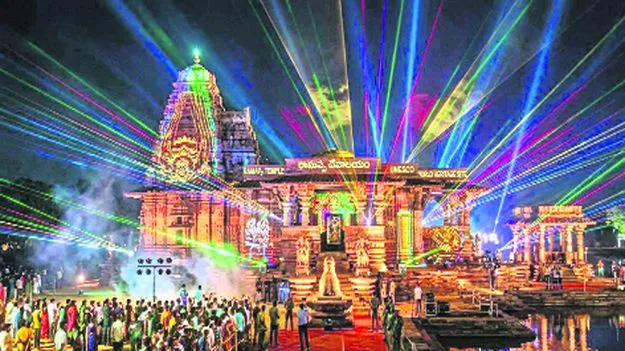 రామప్పలో లేజర్‌ షో..