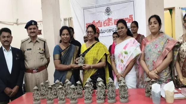 లోక్‌అదాలత్‌లో భారీగా కేసుల పరిష్కారం