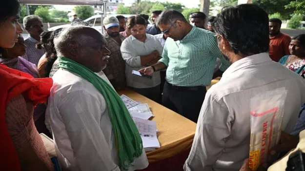 అర్హులైన ప్రతీ ఓటరు పేరు  ఉండేలా చూడాలి 