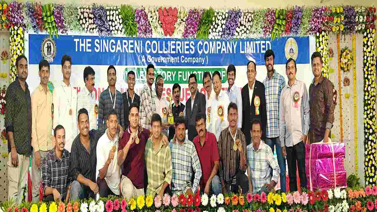 ఆధునిక సాంకేతికతను అందిపుచ్చుకోవాలి ఆధునిక సాంకేతికతను అందిపుచ్చుకోవాలి