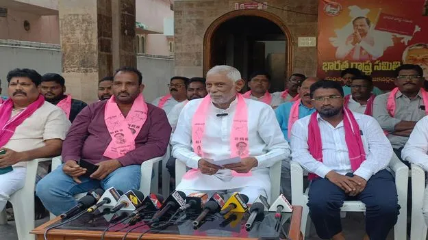ఇళ్ల కేటాయింపులో కాంగ్రెస్‌ విఫలం